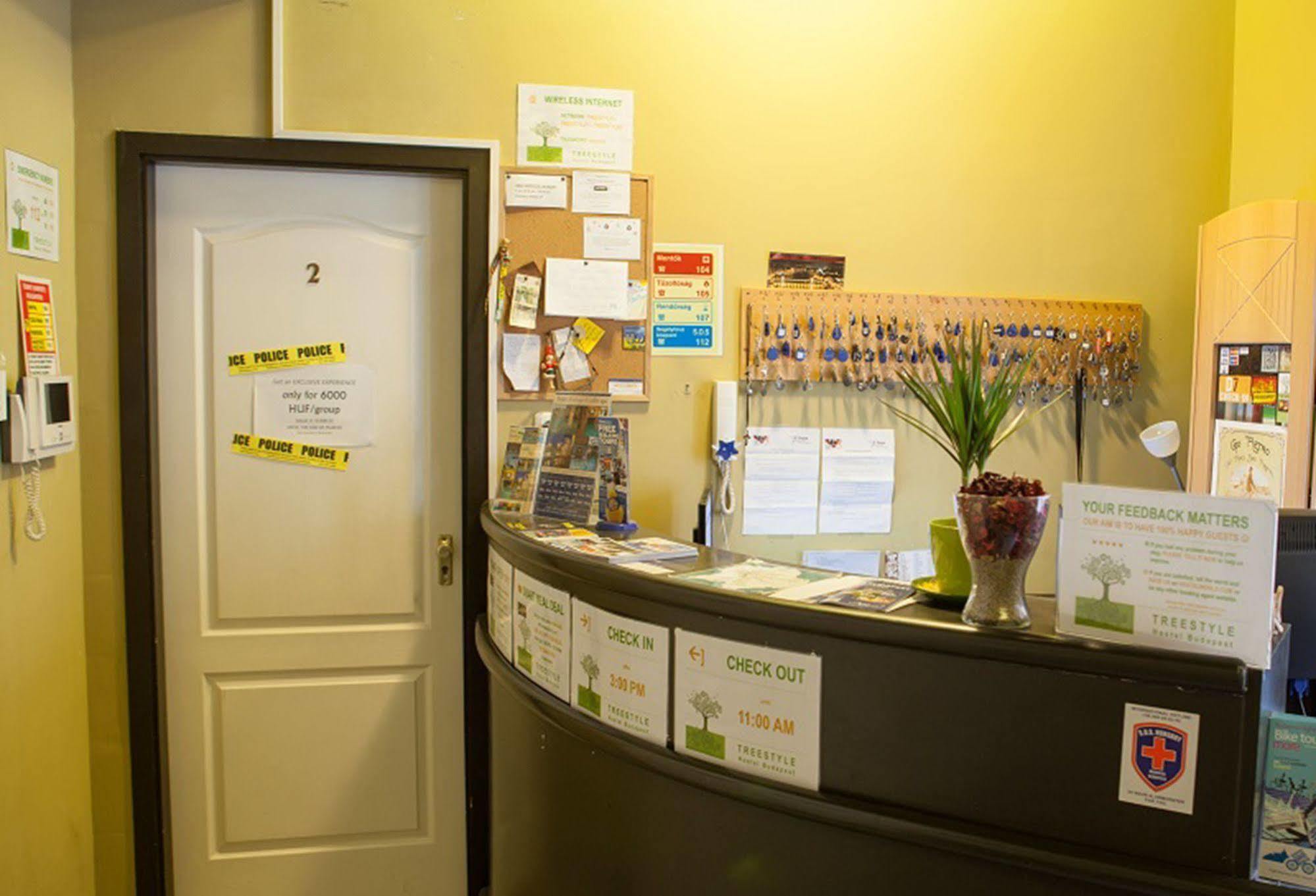 Treestyle Hostel Budapest Exterior photo
